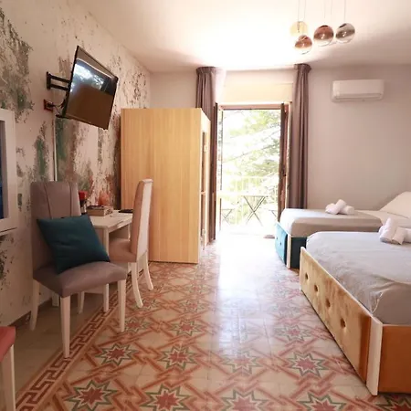 Bed & Breakfast Beb Omare 4*